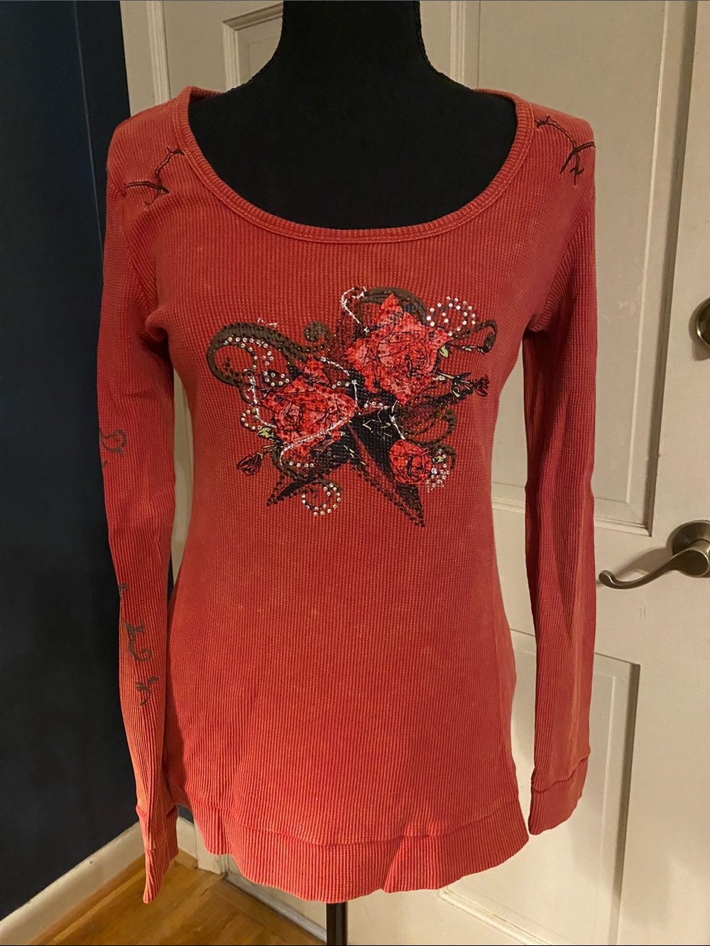 Wrangler Red Long Sleeve Floral Embellished Thermal Top L